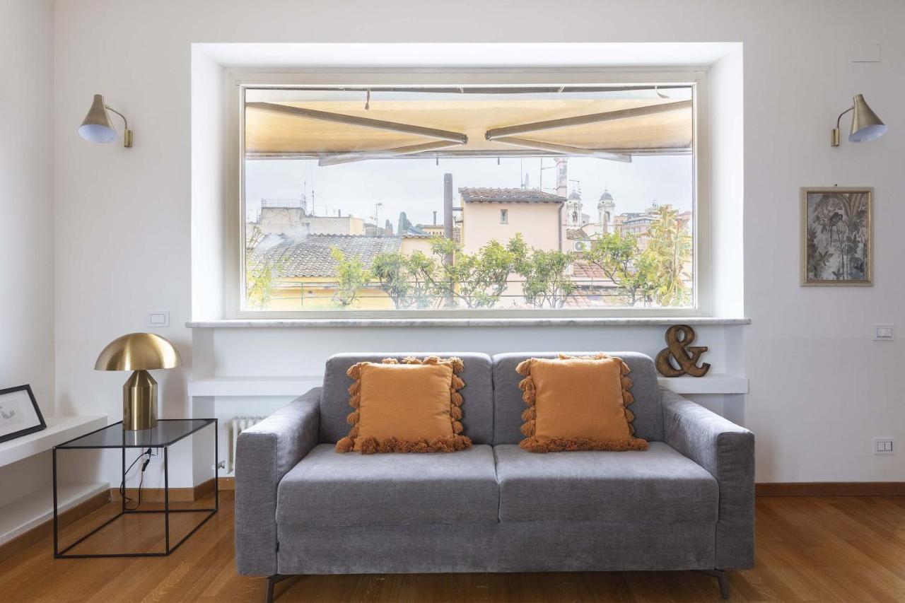 Romac - Condotti Penthouse In The Spanish Steps Area Lägenhet