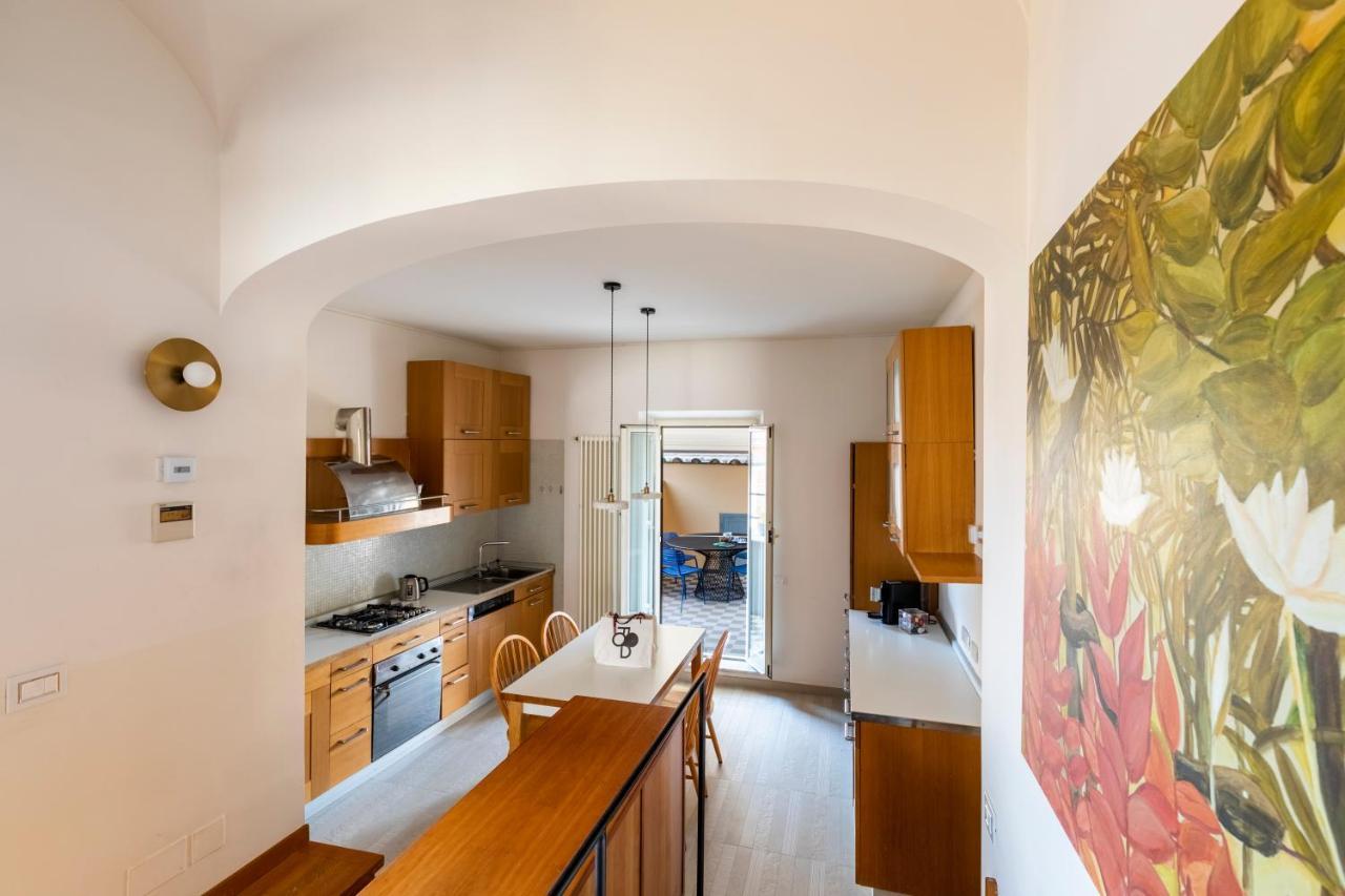 Romac - Condotti Penthouse In The Spanish Steps Area Lägenhet Rom