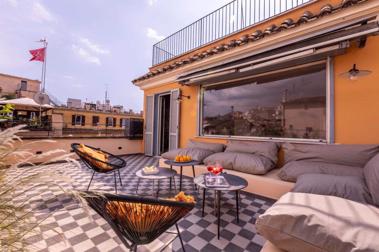 Romac - Condotti Penthouse In The Spanish Steps Area Lägenhet *